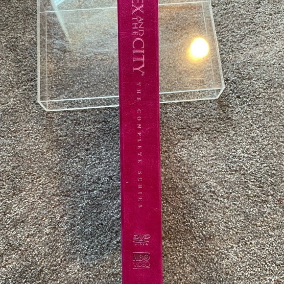 Sex and the City Complete Series Box Set - Picture 3 of 6
